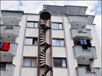 Müzelik yangın merdiveni