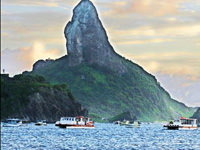 2 ceset ve enkaz bulundu