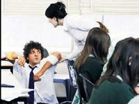 Asi öğrencinin ailesine dava