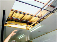 Yasak tavan deldirdi