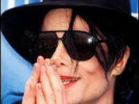 Michael Jackson'ın  burnunu çaldılar