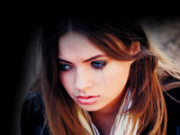 Genç kızlar intihara meyilli