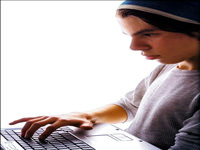 Çocuklar nette 'porno' arıyor