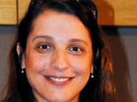 Ünlü tiyatrocunun  kızı da hamile