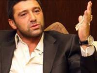 Hakan Ural etek giymeye hazır!