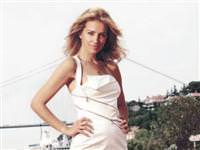 Burcu Esmersoy gazetecileri unutmadı
