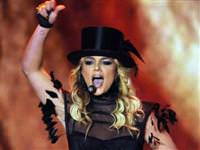 Britney'i kolay unuttu