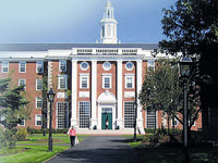 Üniversitelerimiz dünyada yok!