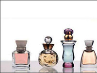 1.2 milyon dolarlık taklit parfüm