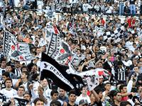 Beşiktaş taraftarını istiyor