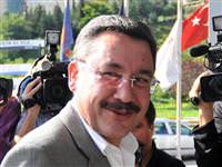 Melih Gökçek hala umutlu