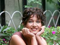 Nurgül bu kez reklam işinde