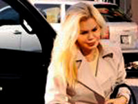 Güzel havanın keyfini sürdü