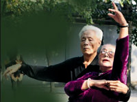 Çin'de yaşlılar günü kutlanıyor