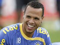 G.Saray ve F.Bahçe'ye süper forvet!