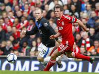 Ronaldo'dan Rooney'e davet