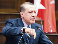 Aşının yan etkisi siyasete