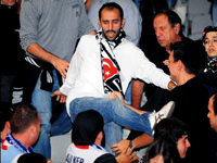 Arena'da olay!