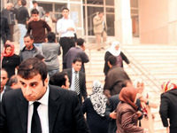 Mesai patlamayla başladı
