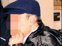 Çalıştığı fabrikayı soydu