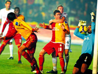 Aslan'a aşı cezası!