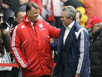 Louis Van Gaal yolcu gibi