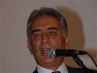 Adnan Polat taraftara seslendi