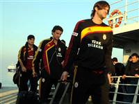 Aslan kendinden emin!