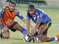 Alex en iyi kankasını getiriyor