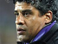 Rijkaard gidiyor mu?