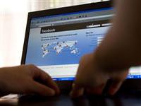 Dikkat: Facebook’ta sapık var!
