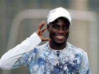 Stephen Appiah'tan kötü haber