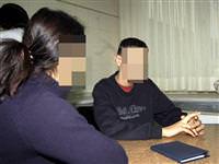 Öğretmen tarafından öğrenciye tekme iddiası