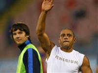 Roberto Carlos arkadaşlarıyla vedalaştı
