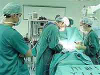 "Da Vinci" robotuyla operasyon