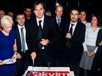 Takvim 16 yaşında