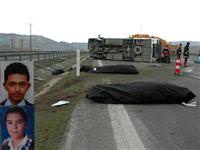 Öğrenci servisi kaza yaptı: 2 ölü 20 yaralı