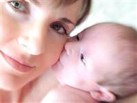 İlk anne 14 yaşında!