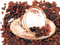 Alkol sonrası kahve içmek ayıltmıyor!