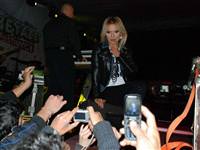 Demet Akalın'a sürpriz teklif!