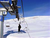 Teleferikte mahsur kalanlar kurtarıldı