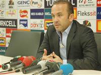 Mehmet Özdilek'ten en anlamlı tepki