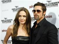 Brad Pitt ve Angelina Jolie'den Haiti'ye yardım