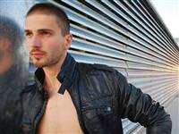 "Bana sözünü dinlettiren kadınlardan hoşlanırım!"