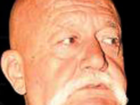 Sümer Tilmaç bıçaklandı