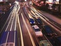 İngiltere'de trafik niçin soldan akar?