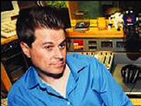 Kadın köprüden atladı radyo DJ'i tutuklandı!