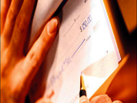 Karşılıksız çekin 600 lirası bankadan
