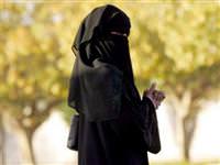 Çarşaf yasağına Katolik kilisesinden tepki