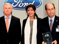 Ford'a üç ödül birden